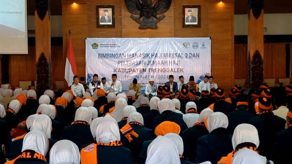 Jemaah Calon Haji asal Trenggalek saat mengikuti bimbingan manasik. IDN Times/ Bramanta Pamungkas