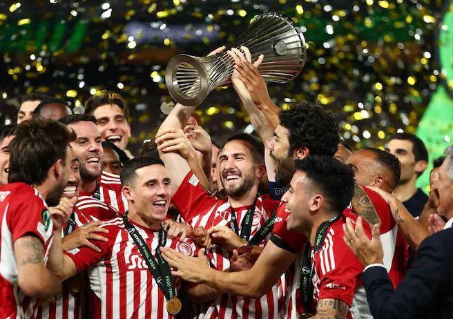 Olympiakos Angkat Derajat Sepak Bola Yunani di Eropa