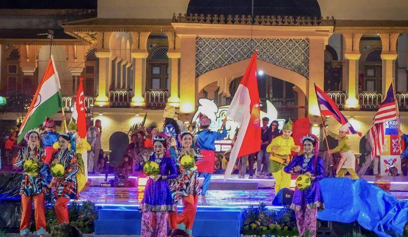 Pemko Medan membuka acara Gelar Melayu Serumpun/Gemes ke-7 Tahun 2024 di Istana Maimun (Dok. Diskominfo Medan)