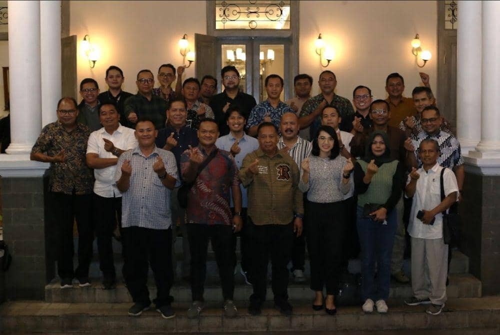Peretamuan dengan sejumlah steakholder dalam membicarakan aglomerasi Soloraya. (Dok/Istimewa)