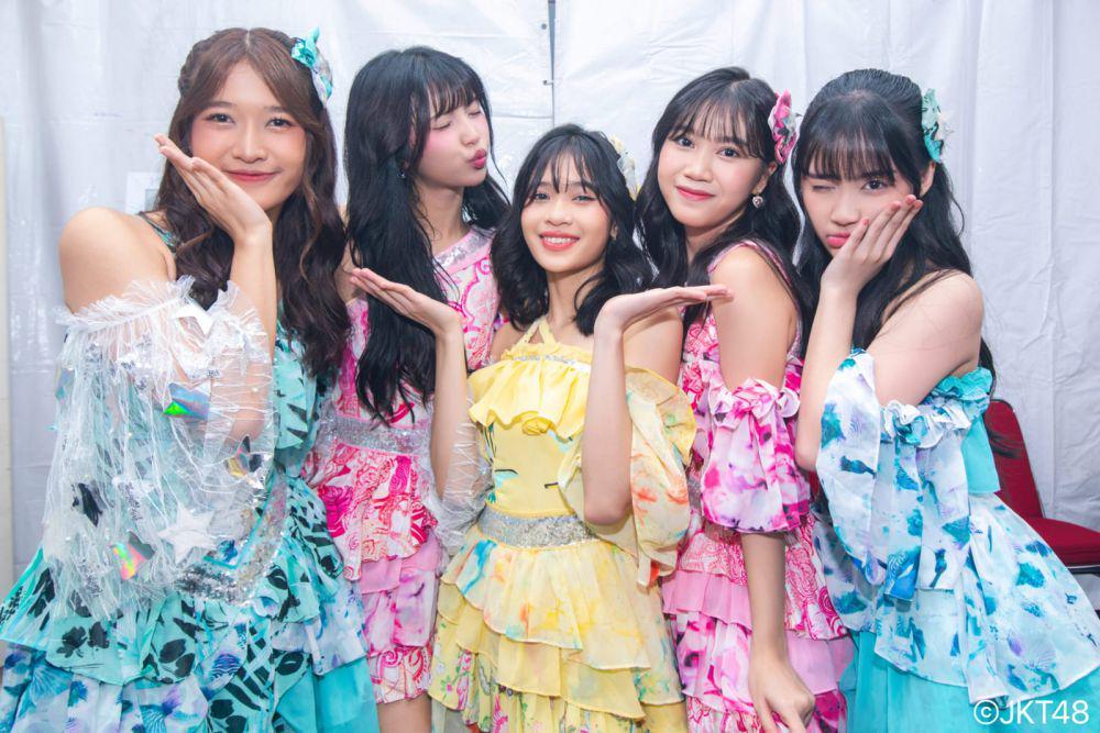 6 Member JKT48 yang Debut dengan Tinggi Badan di Bawah 150 cm