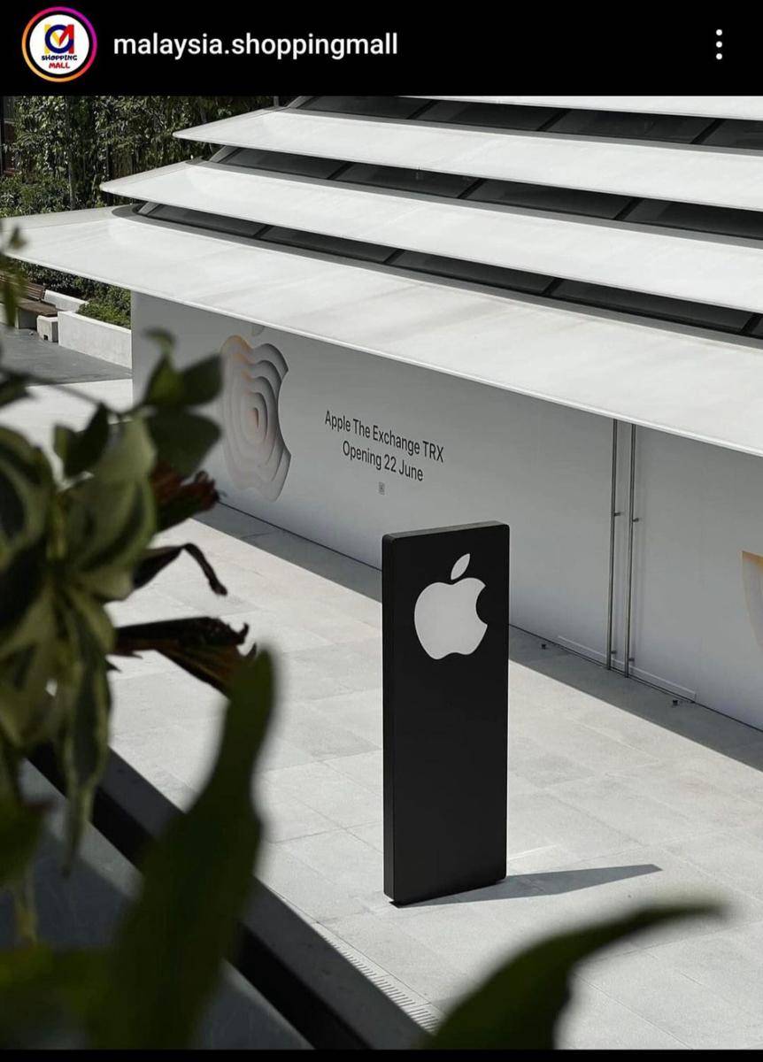 Desain eksterior Apple Store Malaysia The Exchange TRX (instagram.com/@malaysia.shoppingmall)