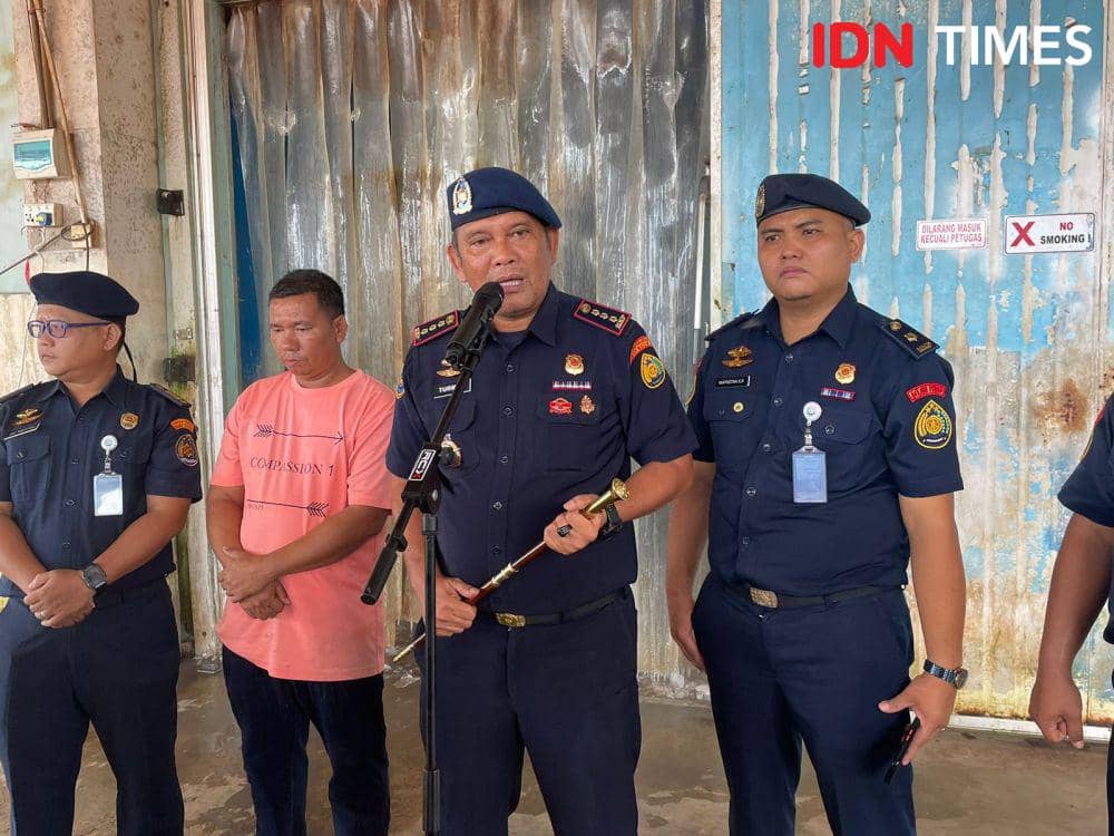 Kepala Pangkalan Pengawasan Sumber Daya Kelautan dan Perikanan (PSDKP) Batam, Turman Hardianto (IDN Times/Putra Gema Pamungkas)