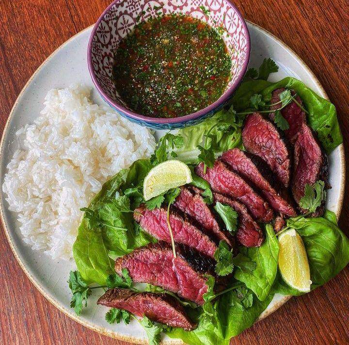 suea rong hai (instagram.com/stefan.tasticfeast)