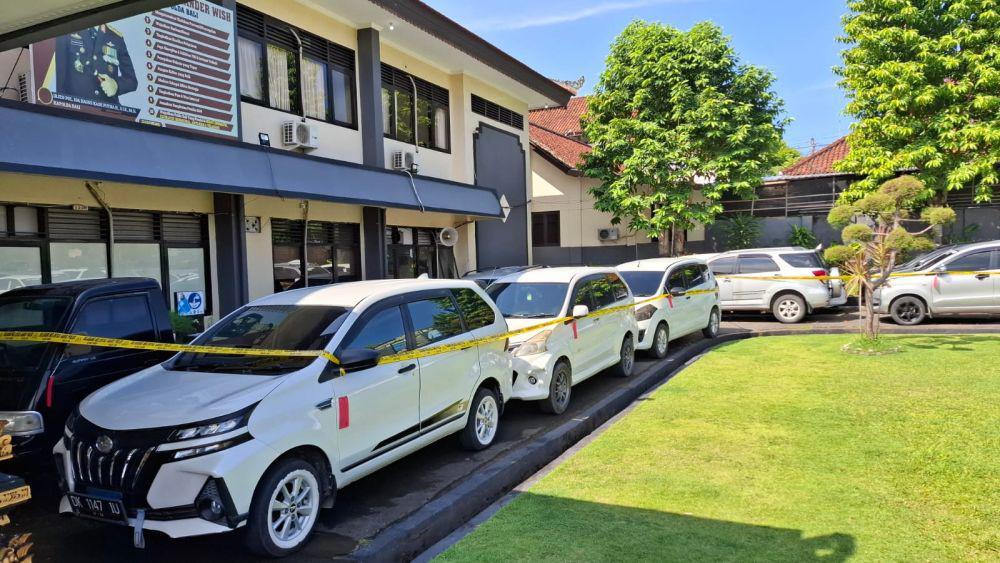 Polisi Sita 24 Mobil Bodong di Nusa Penida, STNK Palsu!
