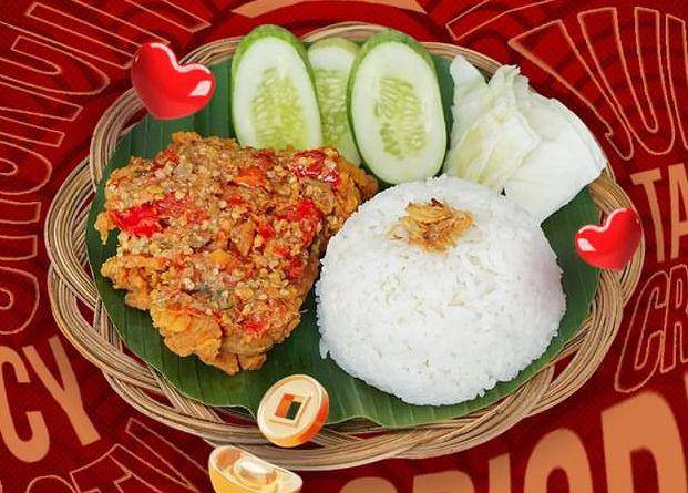 Ayam Gepuk Pak Gembus. (Instagram/Ayam Pak Gembus)