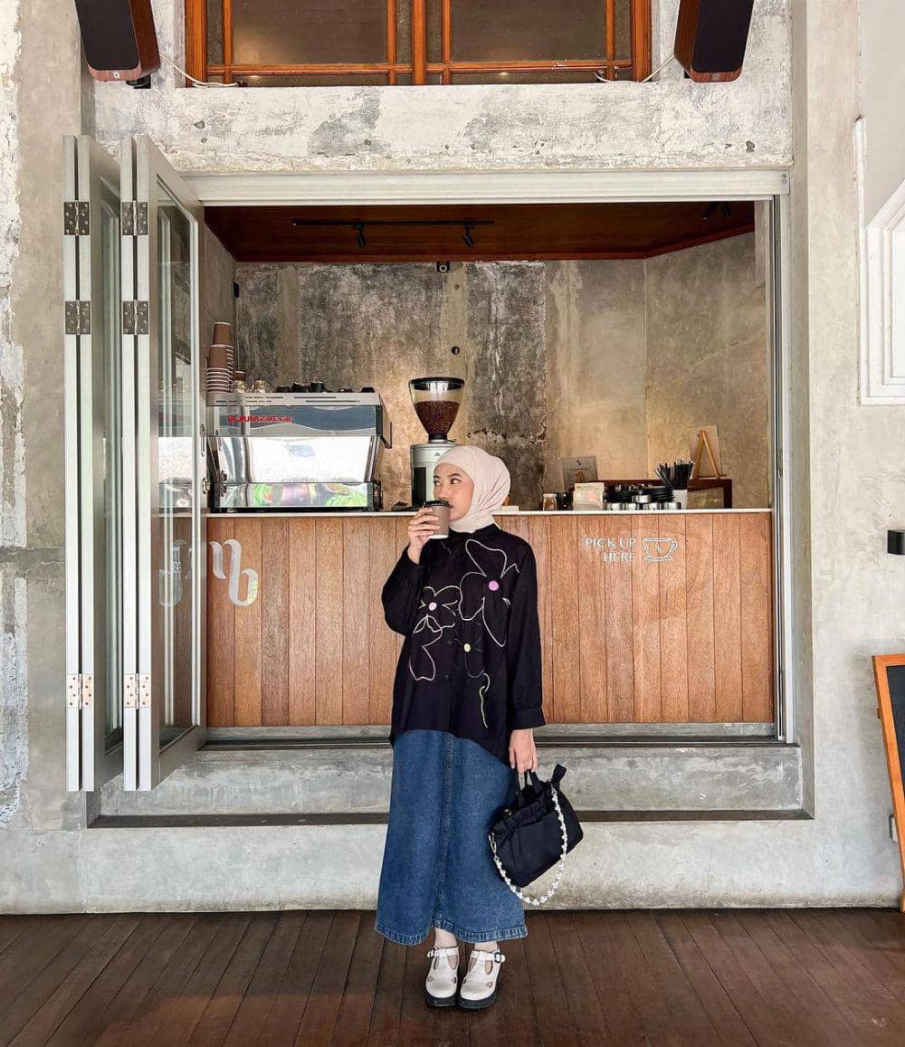 Rafika Rahma (instagram.com/rafikarahmaaa)