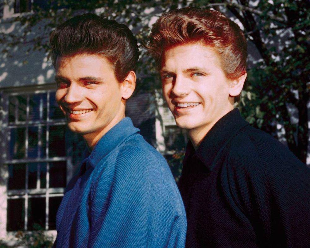 The Everly Brothers (instagram.com/everlybrothersofficial)