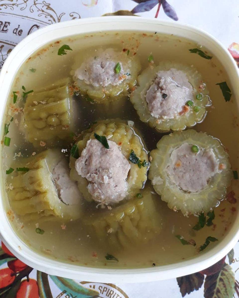 Illustrasi pare isi daging (instagram.com/yc_tzai)
