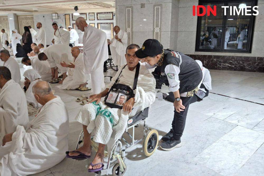 Jemaah haji di Masjidil Haram, Jumat (31/5/2024) dini hari. (IDN Times/Faiz Nashrillah)