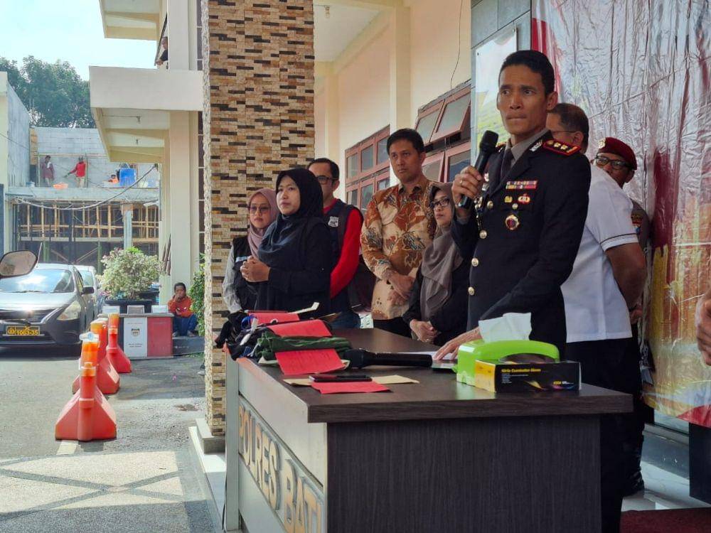 Konferensi pers kasus perundungan menyebabkan kematian di Kota Batu. (IDN Times/Rizal Adhi Pratama)