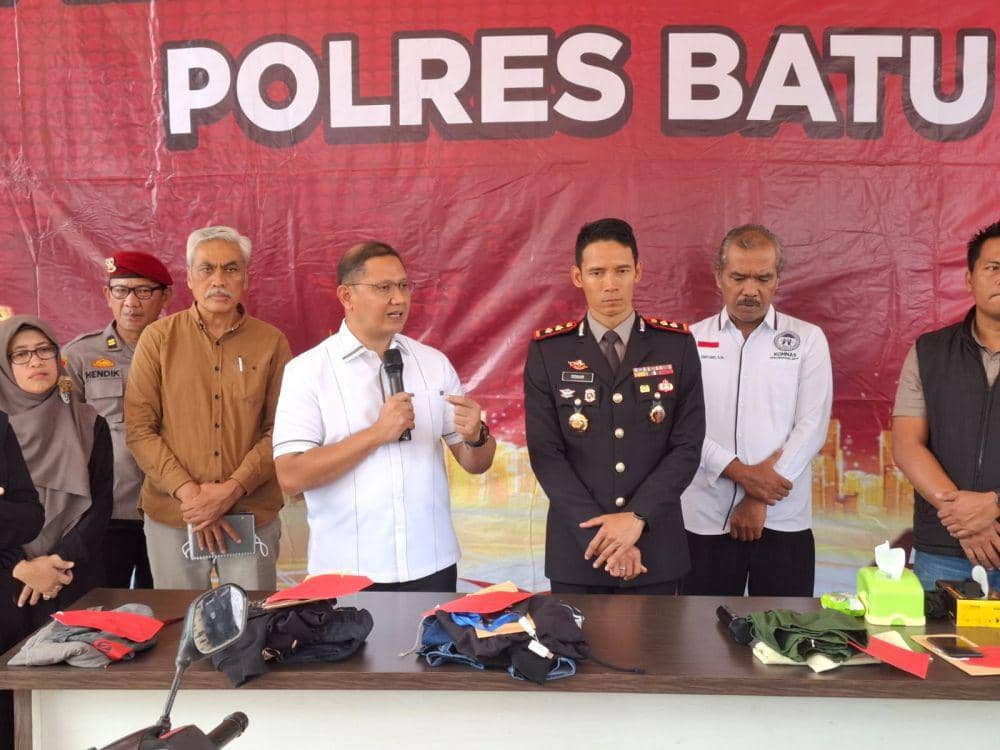 Pj Wali Kota Batu, Aries Agung Paewai. (IDN Times/Rizal Adhi Pratama)