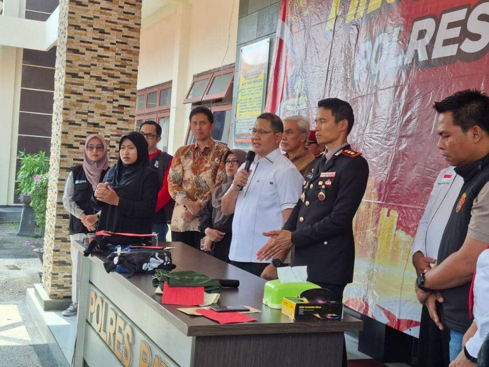 Pj Wali Kota Batu, Aries Agung Paewai. (IDN Times/Rizal Adhi Pratama)