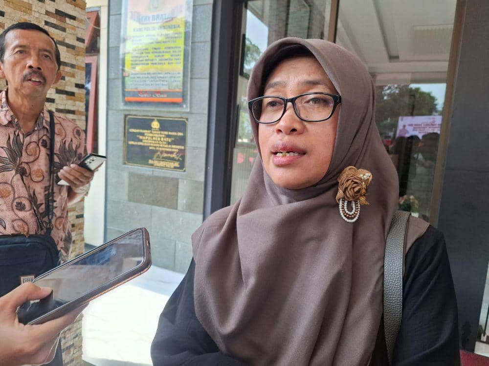 Kepala Sekolah SMPN 2 Kota Batu, Ida Misaroh. (IDN Times/Rizal Adhi Pratama)