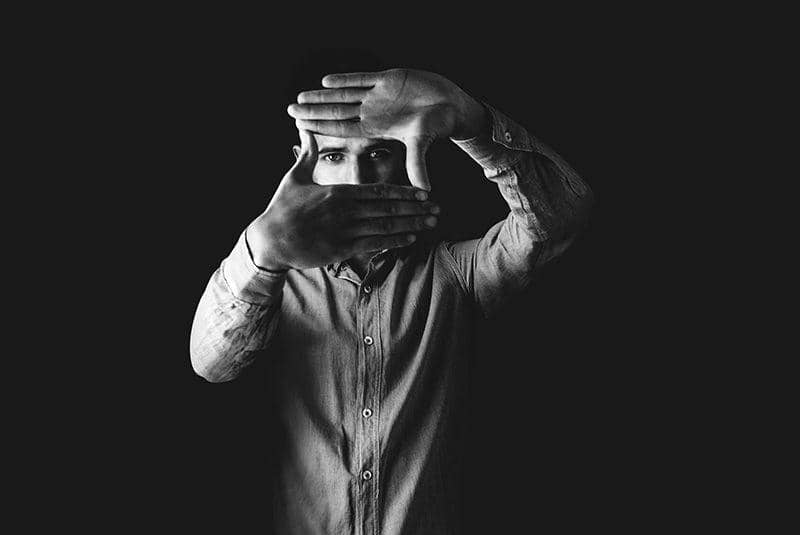 ilustrasi framing (pexels.com/Khaled Reese)