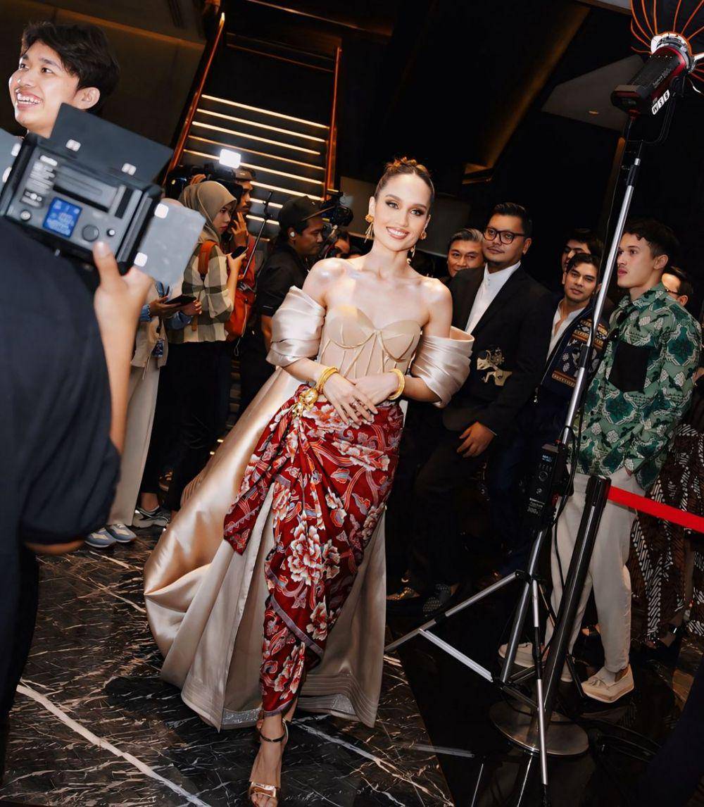 potret Cinta Laura (instagram.com/claurakiehl)