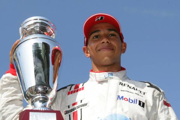 Lewis saat menjuarai GP2 (feederseries.net)