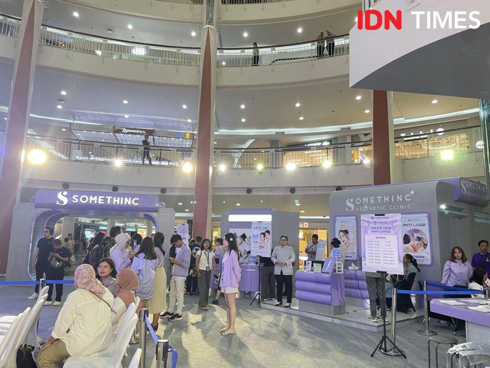 Somethinc 5th Anniversary Un5toppable, pada Kamis (30/5/24) lalu di Mall Kelapa Gading, Jakarta Utara. (IDN Times/Dina Fadillah Salma)