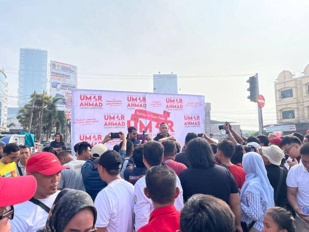 Deklarasi, Pidato Politik dan Jalan Sehat 1 Juni 2024: Umar Ahmad untuk Lampung di Tugu Adipura, Bandar Lampung, Sabtu (1/6/2024). (IDN Times/Istimewa) .
