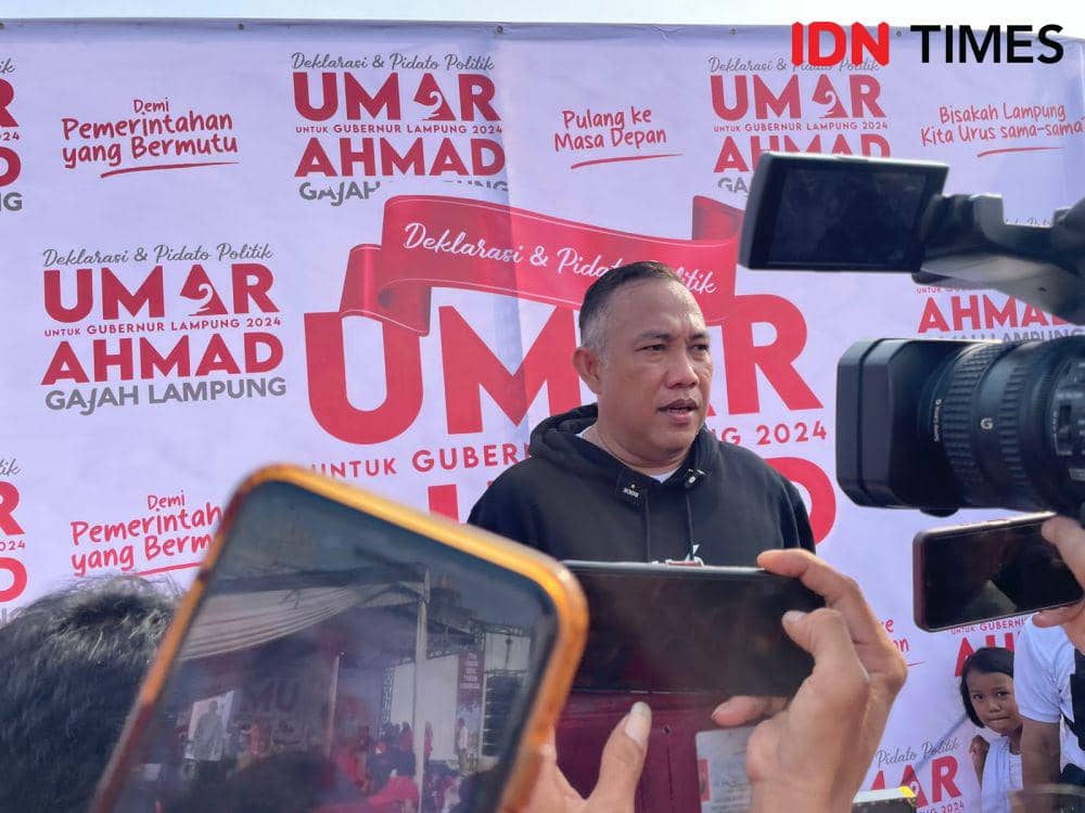 Deklarasi, Pidato Politik dan Jalan Sehat 1 Juni 2024: Umar Ahmad untuk Lampung di Tugu Adipura, Bandar Lampung, Sabtu (1/6/2024). (IDN Times/Istimewa) .
