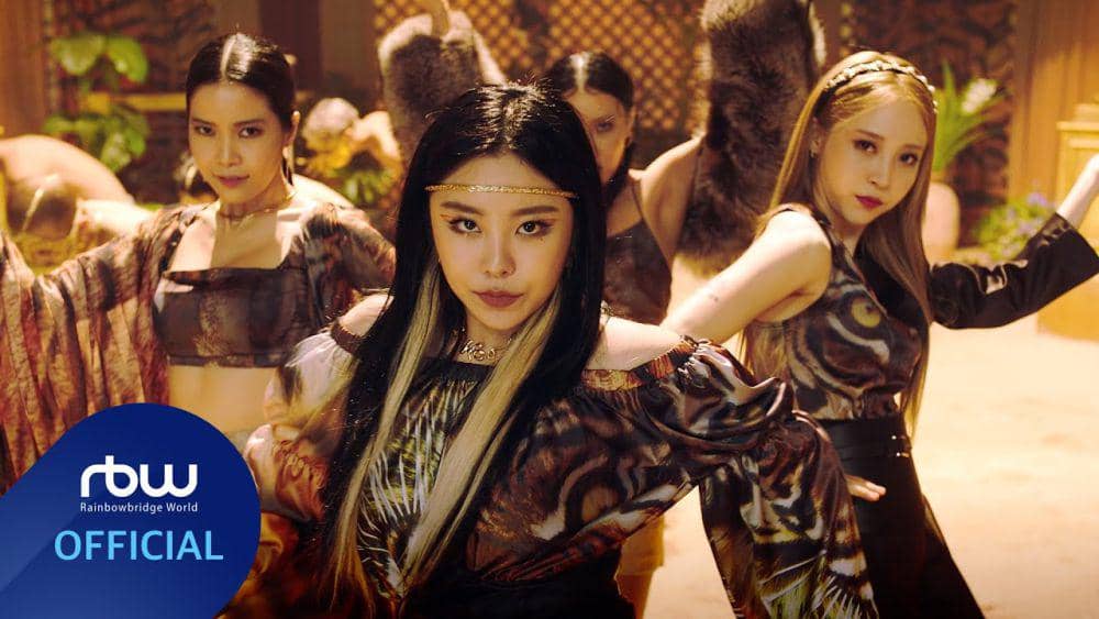 cuplikan MV "AYA" (youtube.com/MAMAMOO)