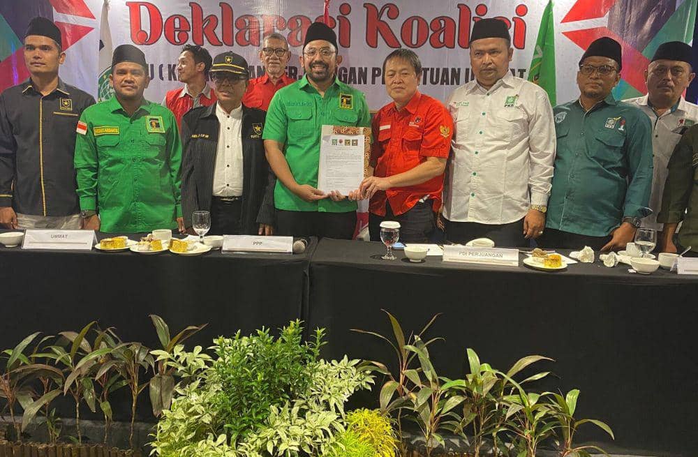 Deklarasi Koalisi Kebangkitan Perjuangan Persatuan Ummat di Padang. Doc. IDN Times