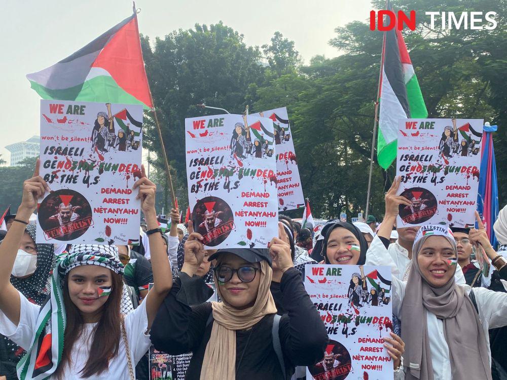 Massa Aksi Bela Palestina Depan Kedubes AS Gelar Salat Ghaib Haniyeh