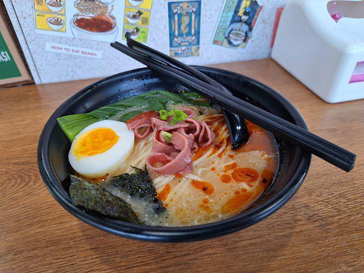 5 Rekomendasi Tempat Makan Ramen di Tuban, Menggugah Selera!