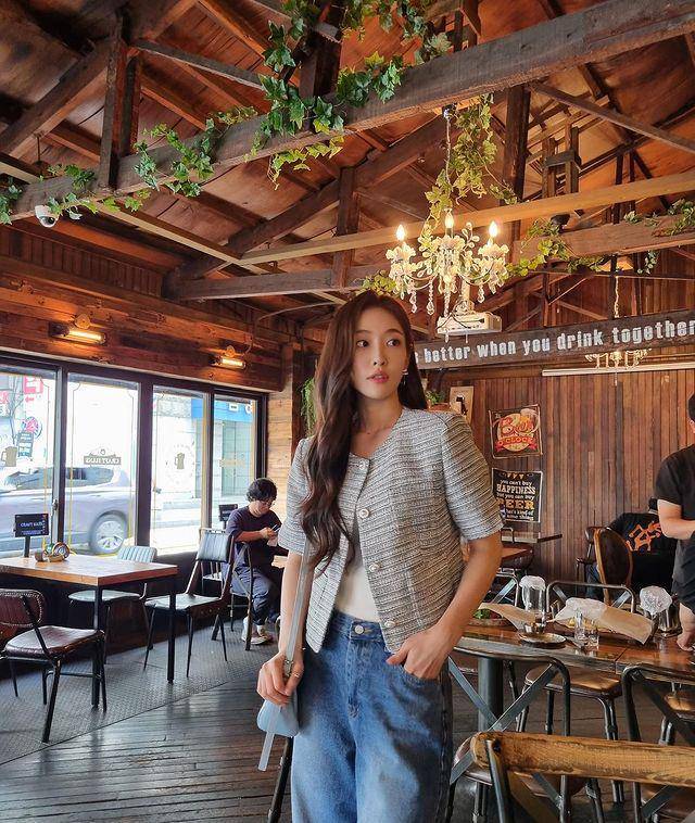 potret Song Ji Woo (instagram.com/zwu1215)
