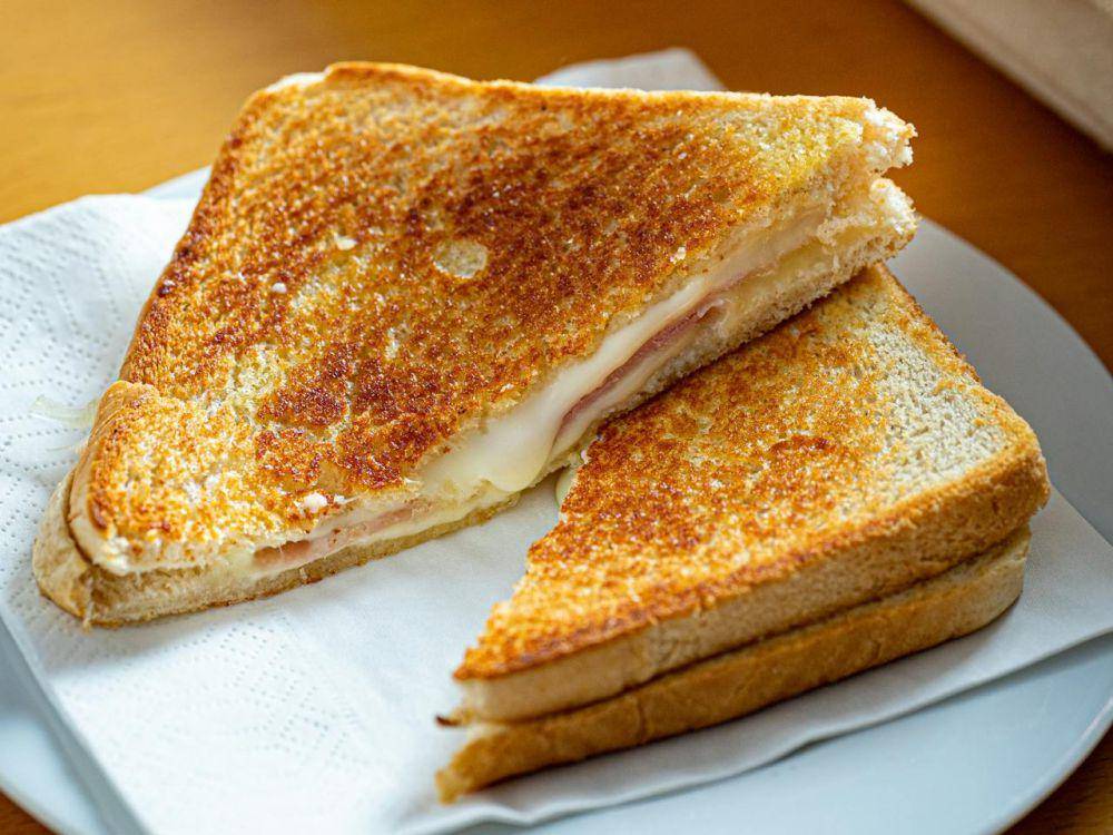 ilustrasi sandwich keju panggang (pexels.com/MikeGz)