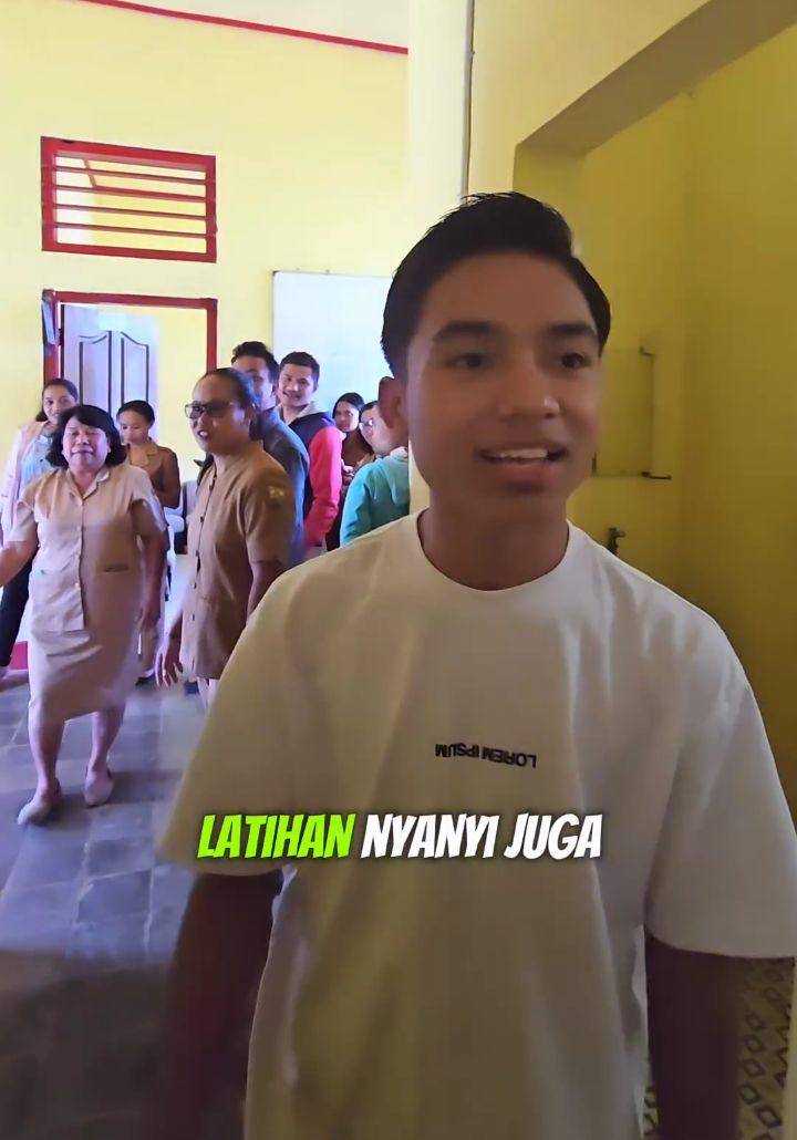 Betrand Peto kunjungi sekolah lamanya (Instagram.com/betrandpetoputraonsu)