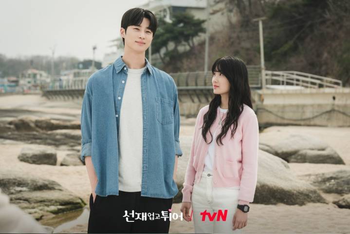 still cut drakor Lovely Runner (dok. tvN/Lovely Runner)