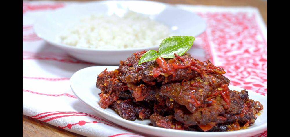 Ilustrasi salmbal gorwng daging kecombrang (youtube.com/ Tastemade Indonesia)
