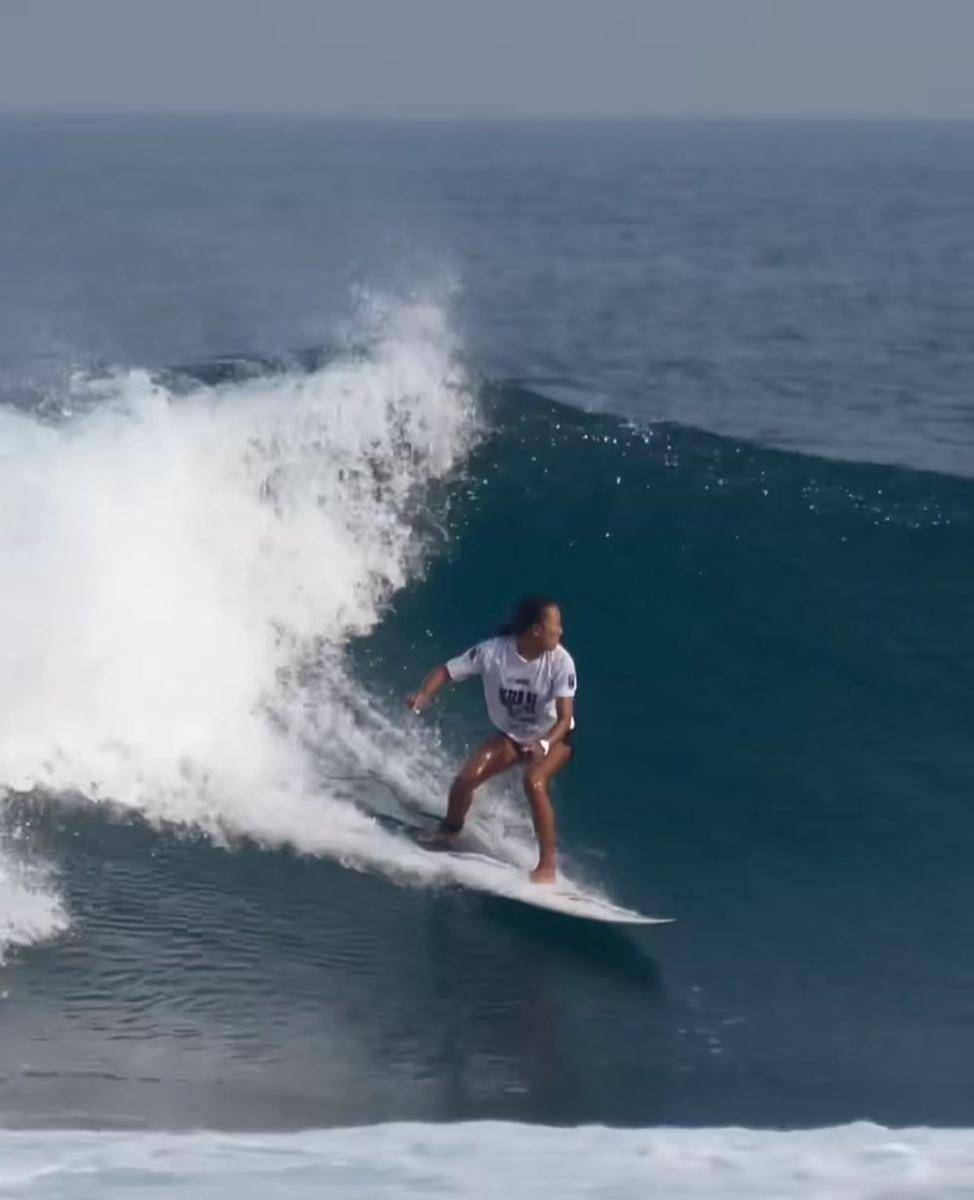 Potret Atlet Indonesia Lidia Kato pada babak 32 besar WSL Krui Pro 2024 (Instagram/asiansurfco)