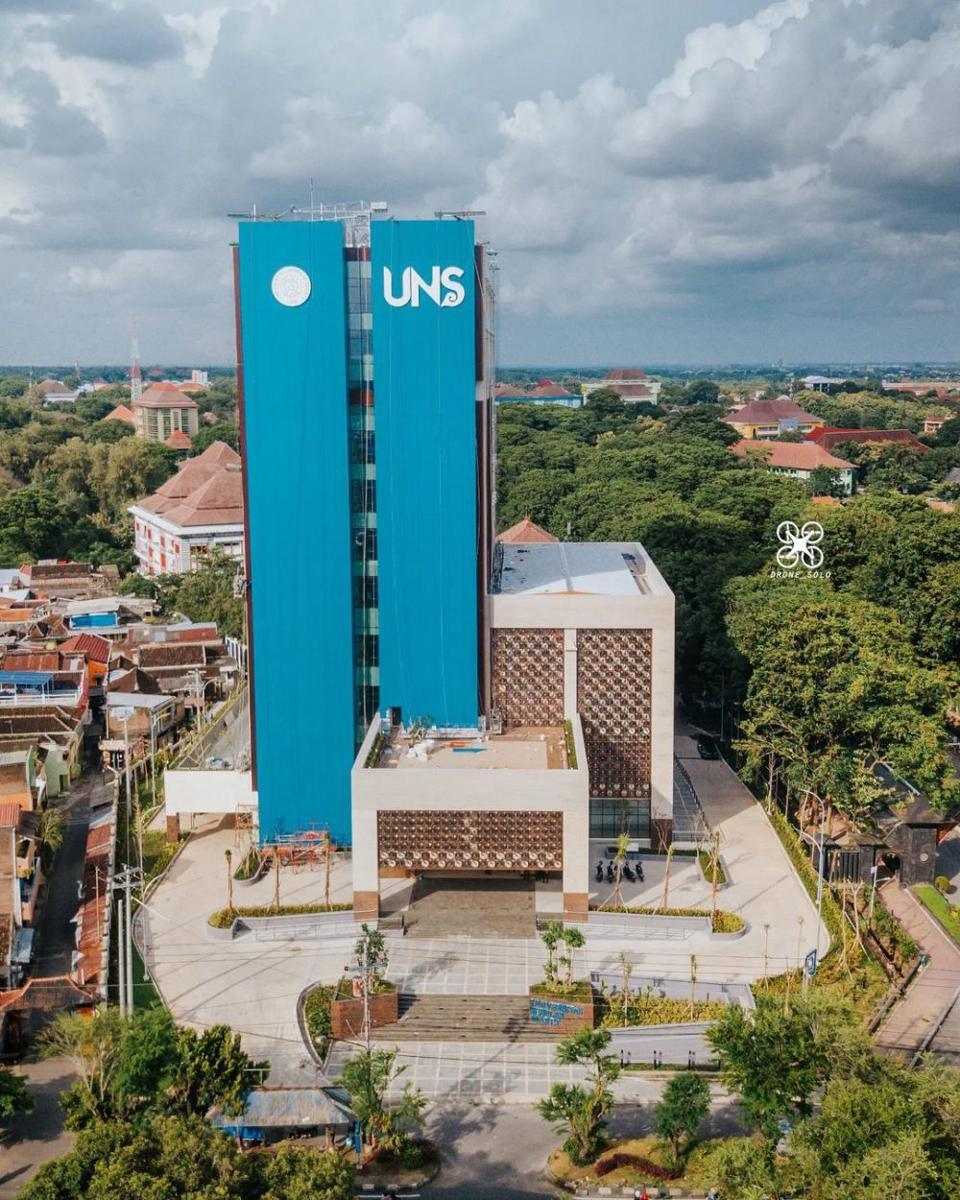 Dies Natalis, Rektor UNS Solo Sampaikan Capaian Tahun 2024/2025