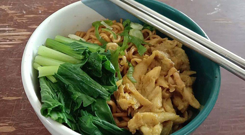 ilustrasi mi goreng tuna jamur (youtube.com/RESEP SEDERHANA)