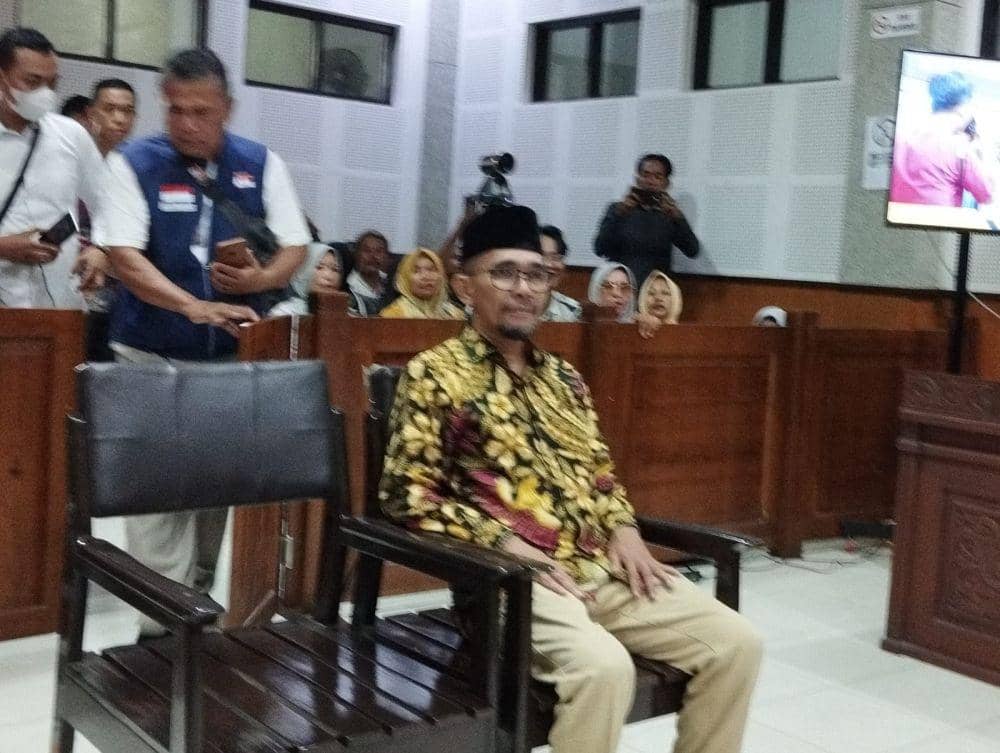 Eks Wali Kota Bima Divonis 7 Tahun Penjara, Pikir-pikir Banding!