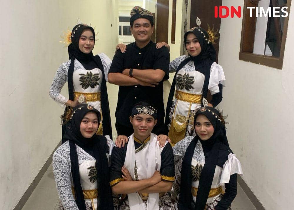 Kolaburasi vidyarpana ajang silaturahmi antar prodi.(IDN Times/Foto : Safrudin Aziz)
