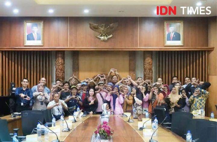 Para pedagang paguyuban sehati pengguna qris.(IDN Times/Foto : @bank_indonesia_purwokerto)