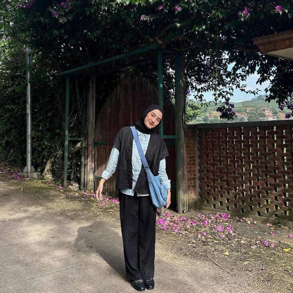 inspirasi OOTD ala Jihan Rifa (instagram.com/jihanrifaa)