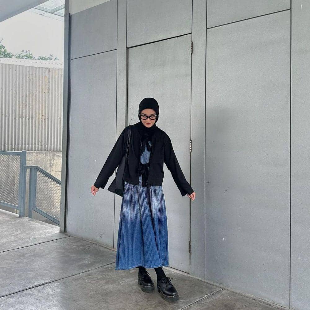 inspirasi OOTD ala Jihan Rifa (instagram.com/jihanrifaa)