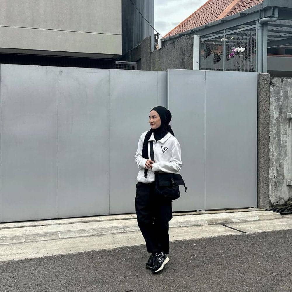 inspirasi OOTD ala Jihan Rifa (instagram.com/jihanrifaa)