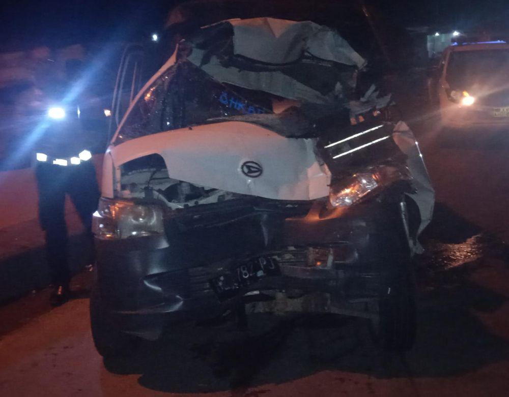 3 Korban Tewas Kecelakaan Maut Gran Max Vs Truk Fuso di Bandar Lampung