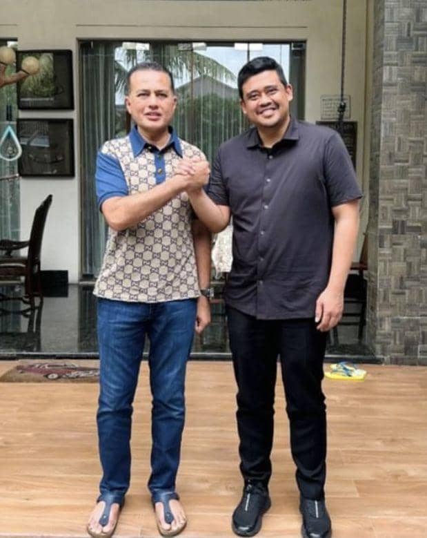 Mantan Wakil Gubernur Sumatera Utara, Musa Rajekshah dengan Wali Kota Medan Bobby Nasution foto bersama (Instagram @musa_rajekshah)