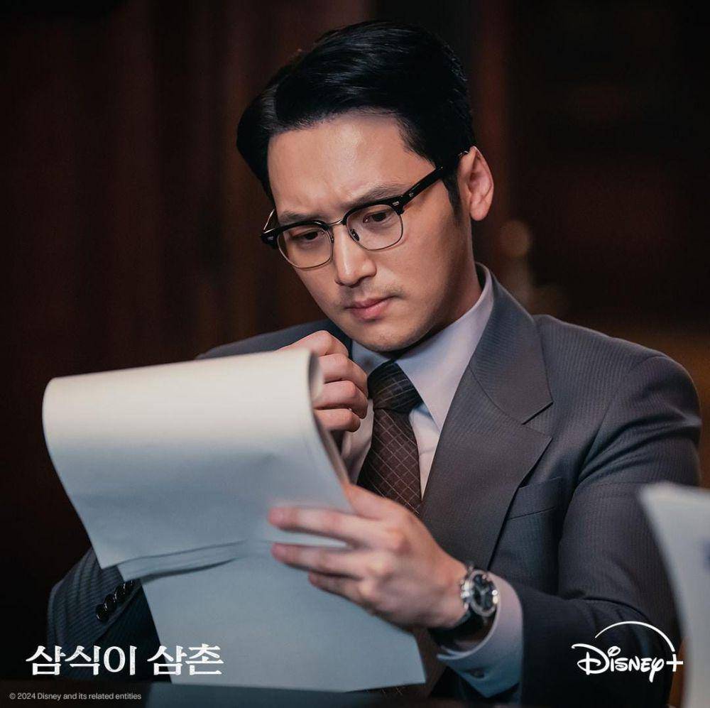 Byun Yo Han di drama Uncle Samsik (instagram.com/disneypluskr)
