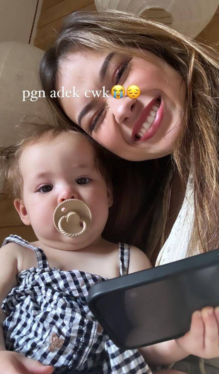 Rebecca Klopper dan Kamari (instagram.com/rklopper)