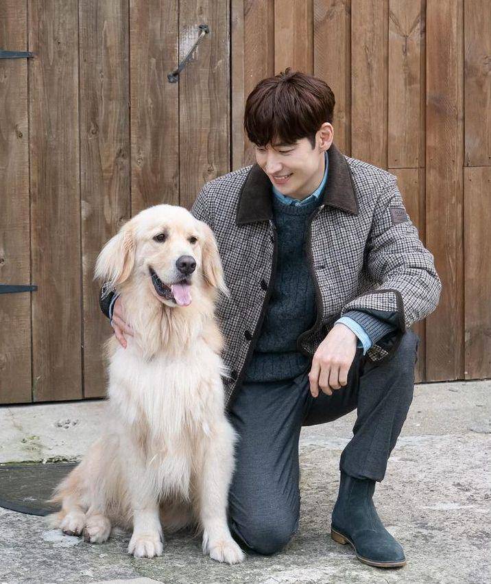 potret Lee Je Hoon (instagram.com/leejehoon_official/)