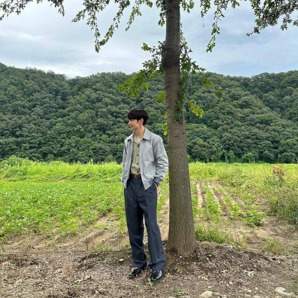 potret Lee Je Hoon (instagram.com/leejehoon_official/)