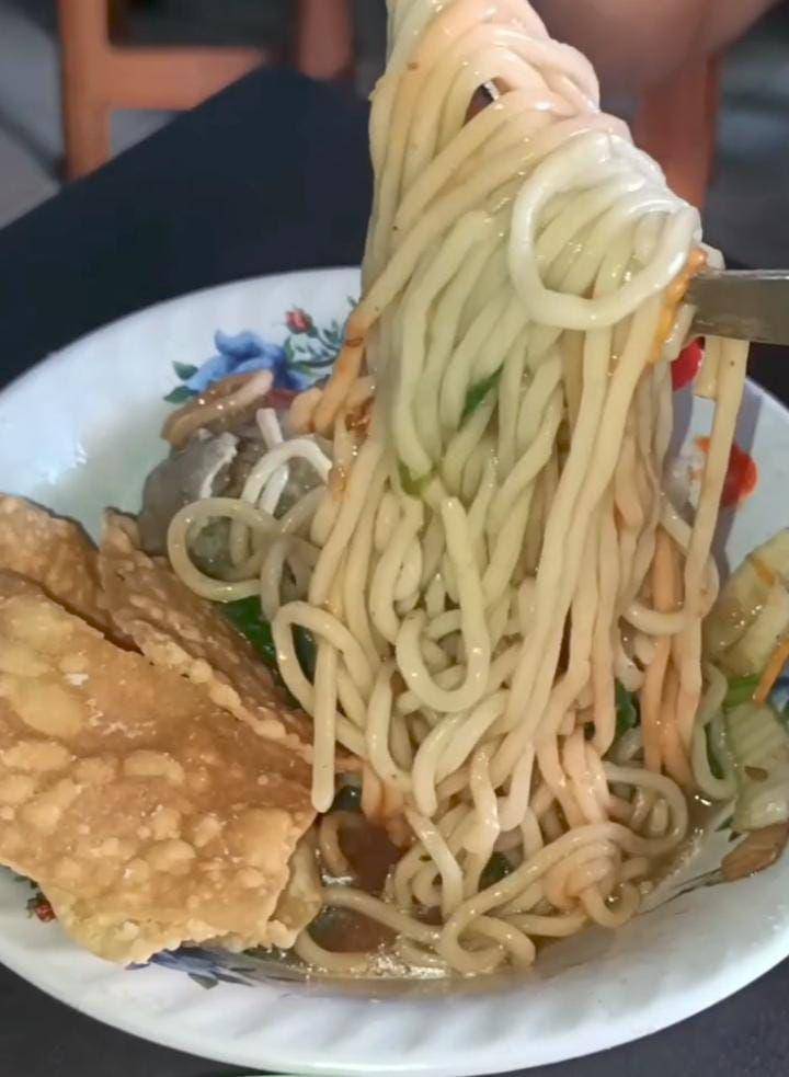 Mie Ayam Bakso Pak Sodik (Instagram/biakulineran)