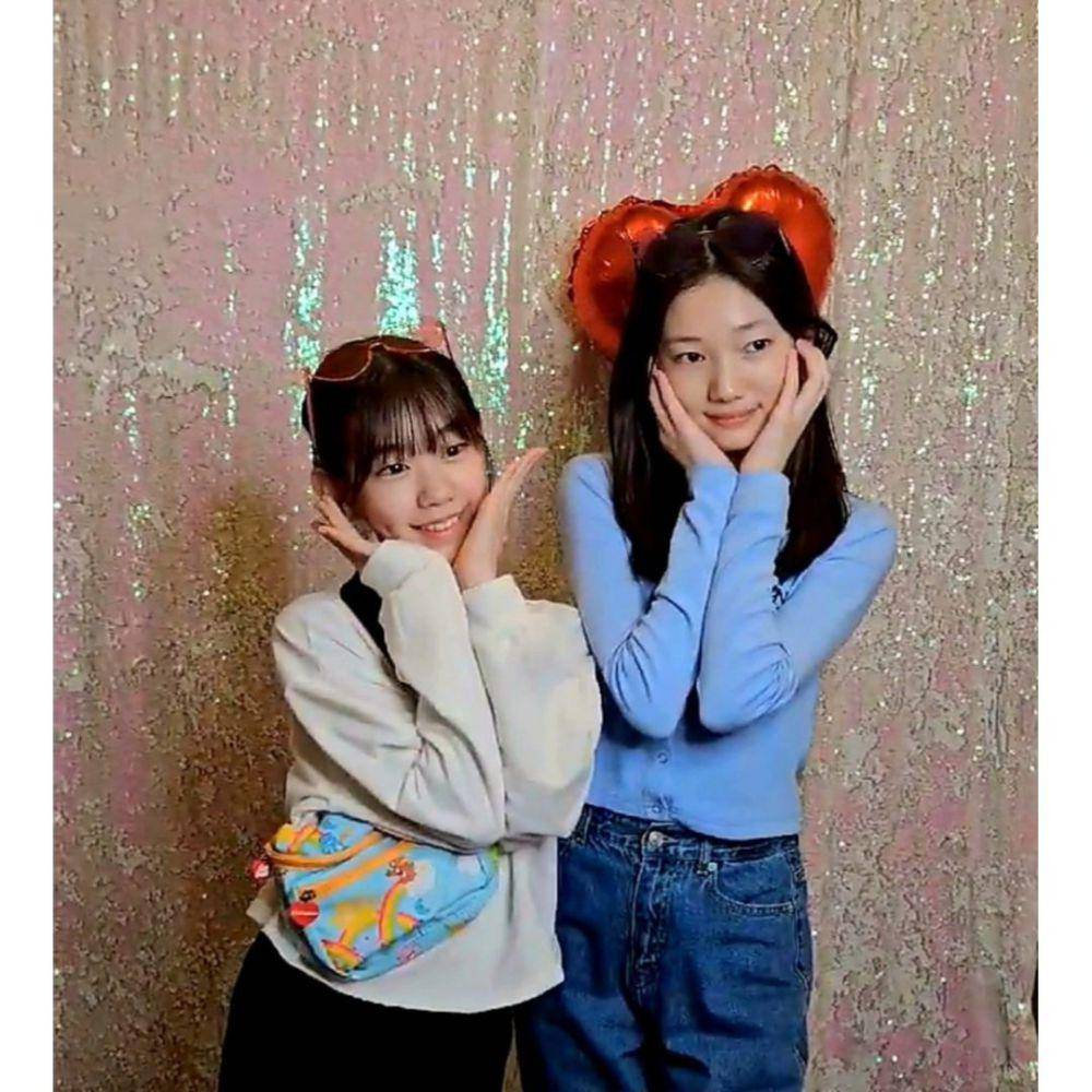 Park So Yi dan Kim Soo In (instagram.com/09suin)